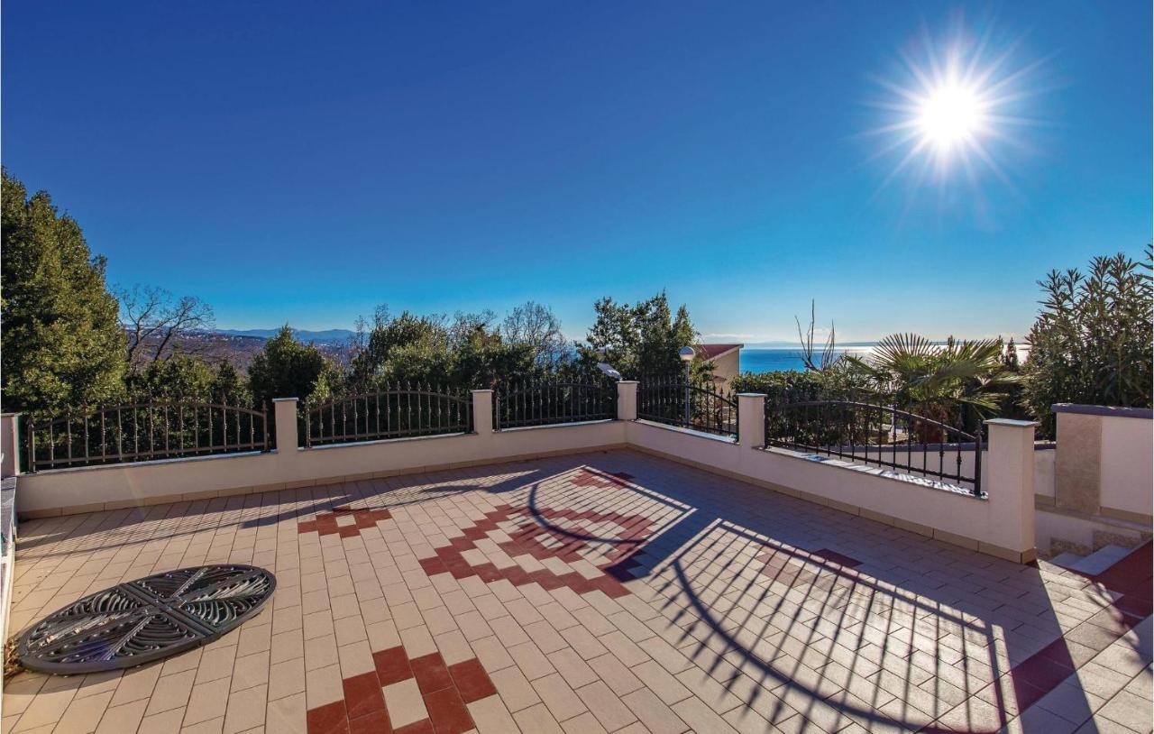 Stunning Apartment In Volosko With House Sea View Exterior photo
